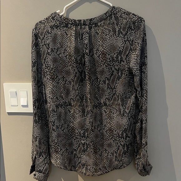 Snake Patterned Blouse - Picture 5 of 5